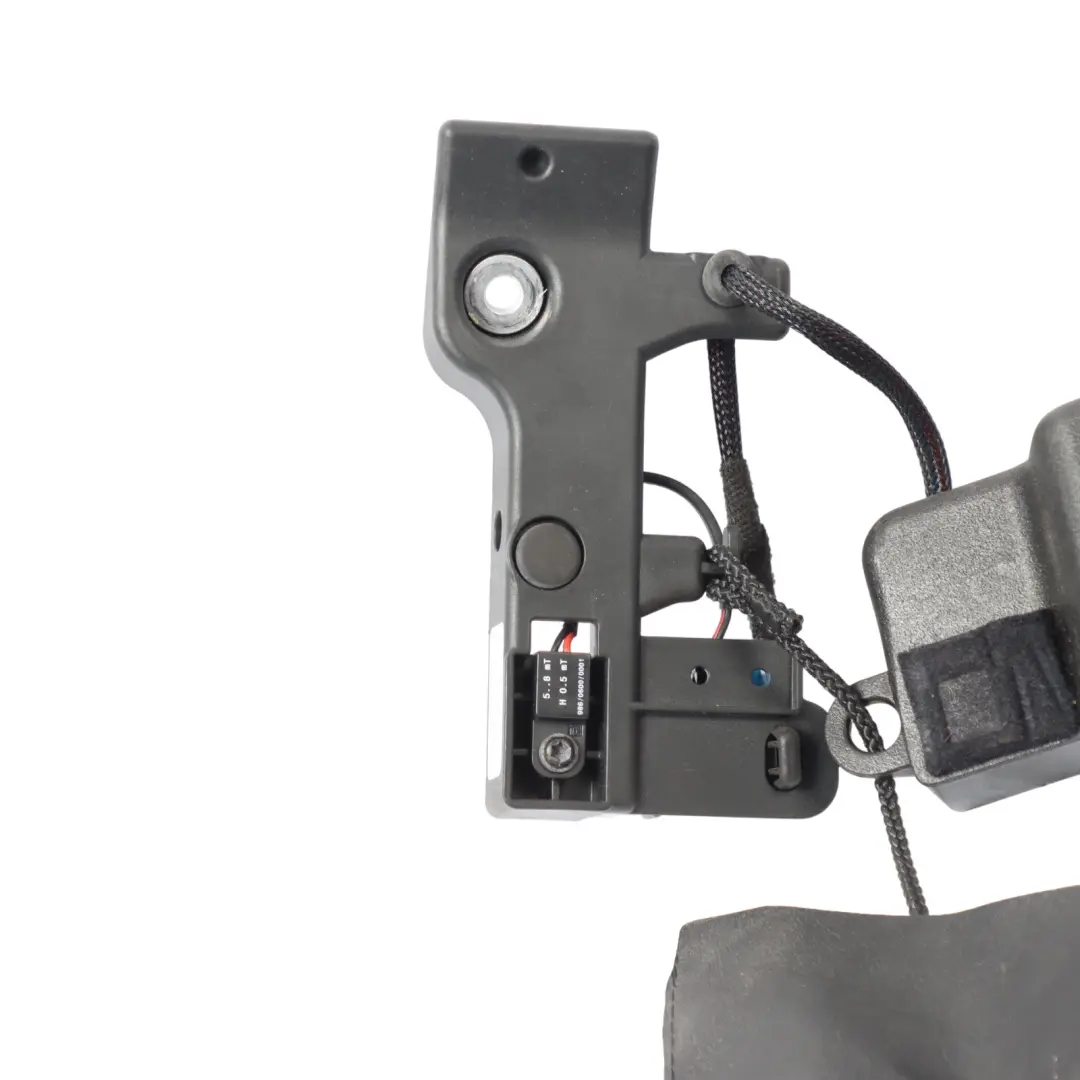 Roller Blind Rear Partition Trim to Mercedes A205 Convertible Electric with Part number A2386909702 Mercedes A205 Convertible Electric Roller Blind Rear Partition Trim - SKU A2386909702 - Part number A2386909702