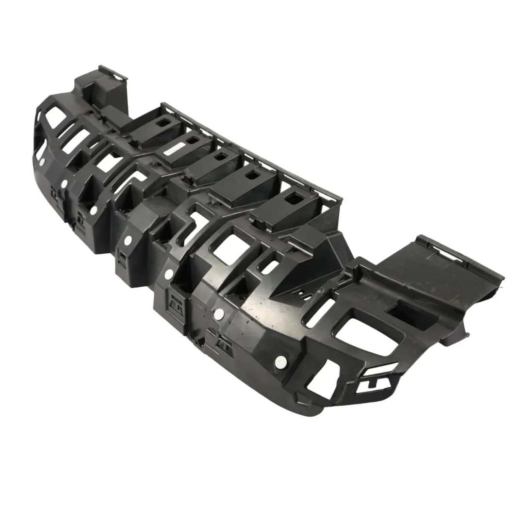 Mercedes C238 Soporte Central Parachoques Trasero - SKU A2388850101 - Número de pieza A2388850101