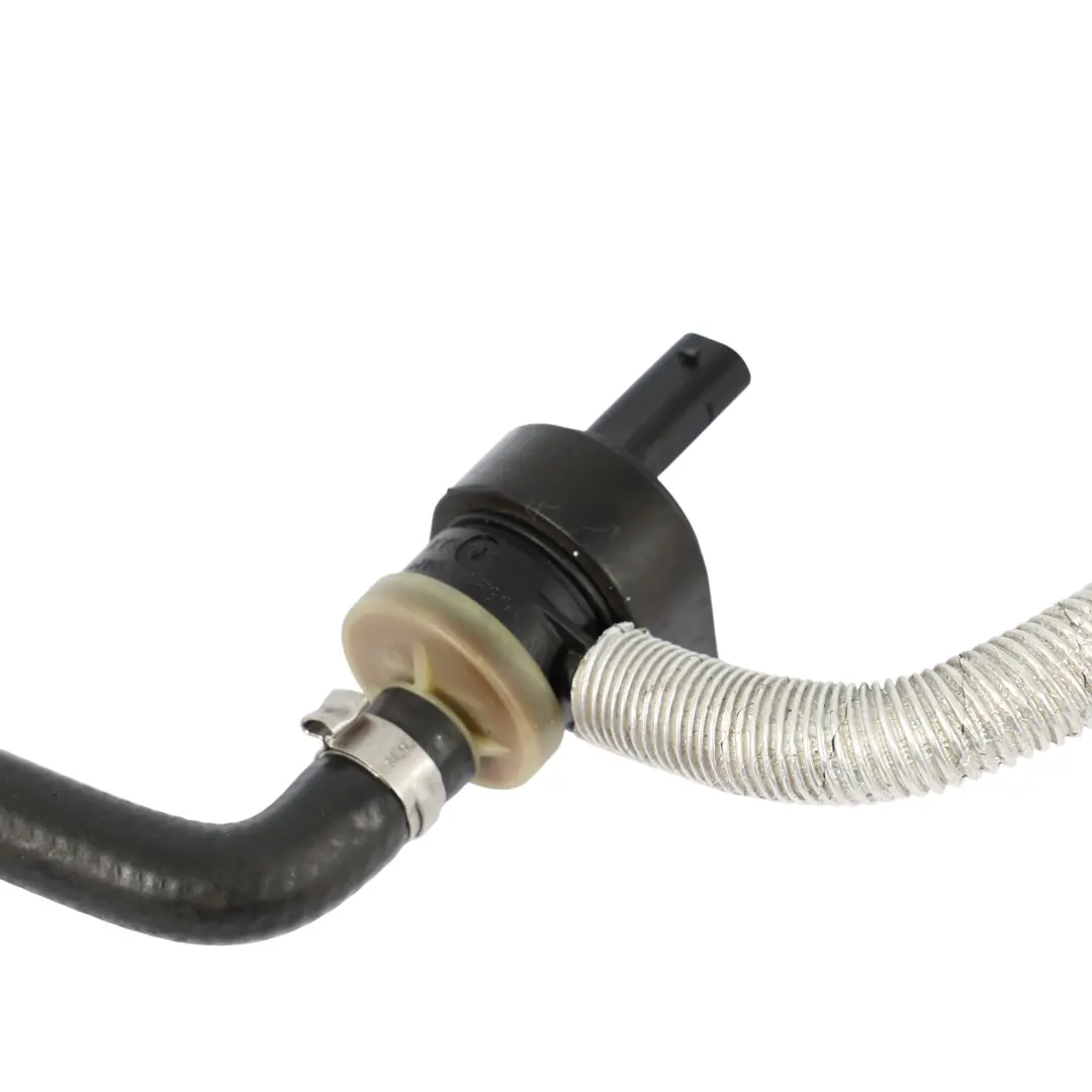 Motorentlüftungsrohr Druckschlauchleitung M270 Benzin für Mercedes W176 mit Teilenummer A2700180800 Mercedes W176 Motorentlüftungsrohr Druckschlauchleitung M270 Benzin - SKU A2700180800 - Teilenummer A2700180800