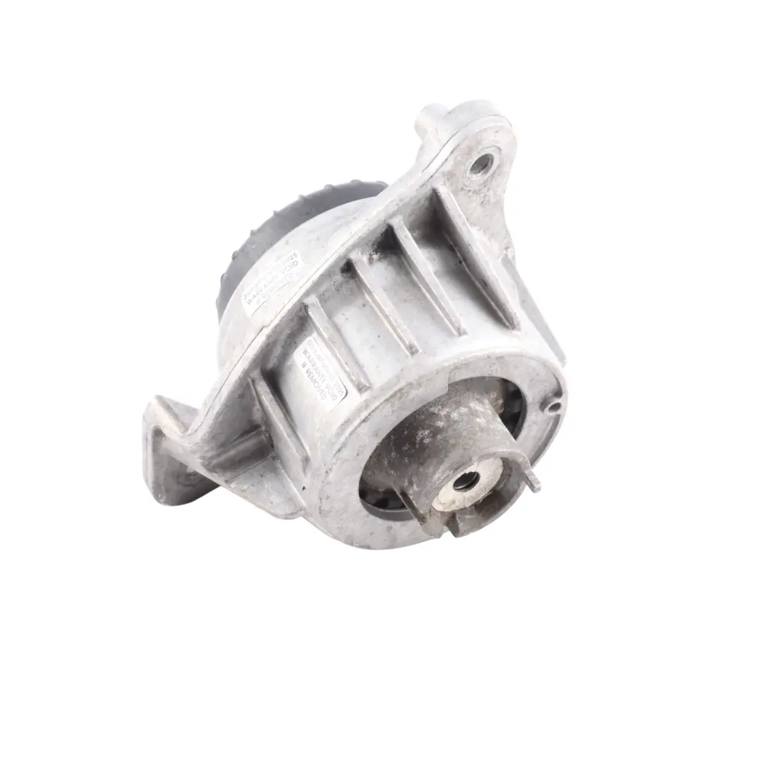 OM651 Motorlager Vorne Rechts Halterung für Mercedes Vito W447 mit Teilenummer A4472410213 Mercedes Vito W447 OM651 Motorlager Vorne Rechts Halterung - SKU A4472410213 - Teilenummer A4472410213