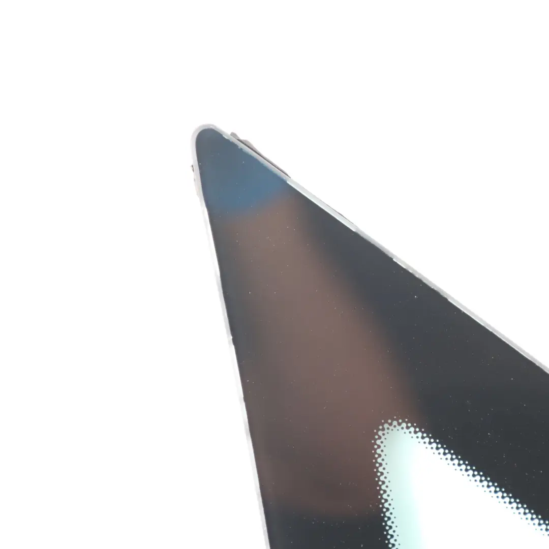 Side Window Mercedes VIto W447 Front Right O/S Fixed Triangle Glass Glazing AS2 to with Part number A4476730405 Side Window Mercedes VIto W447 Front Right O/S Fixed Triangle Glass Glazing AS2 - SKU A4476730405-1 - Part number A4476730405