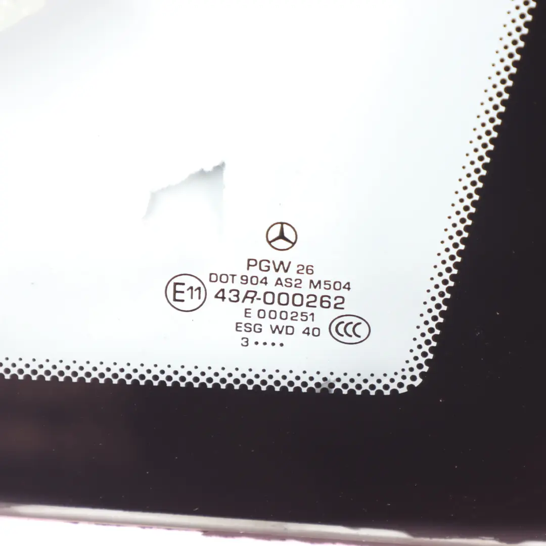 Finestrino Laterale Anteriore Sinistro Triangolo Vetro Vetro AS2 per Mercedes W639 con numero di parte A6396736505 Mercedes W639 Finestrino Laterale Anteriore Sinistro Triangolo Vetro Vetro AS2 - SKU A6396736505 - Numero di parte A6396736505