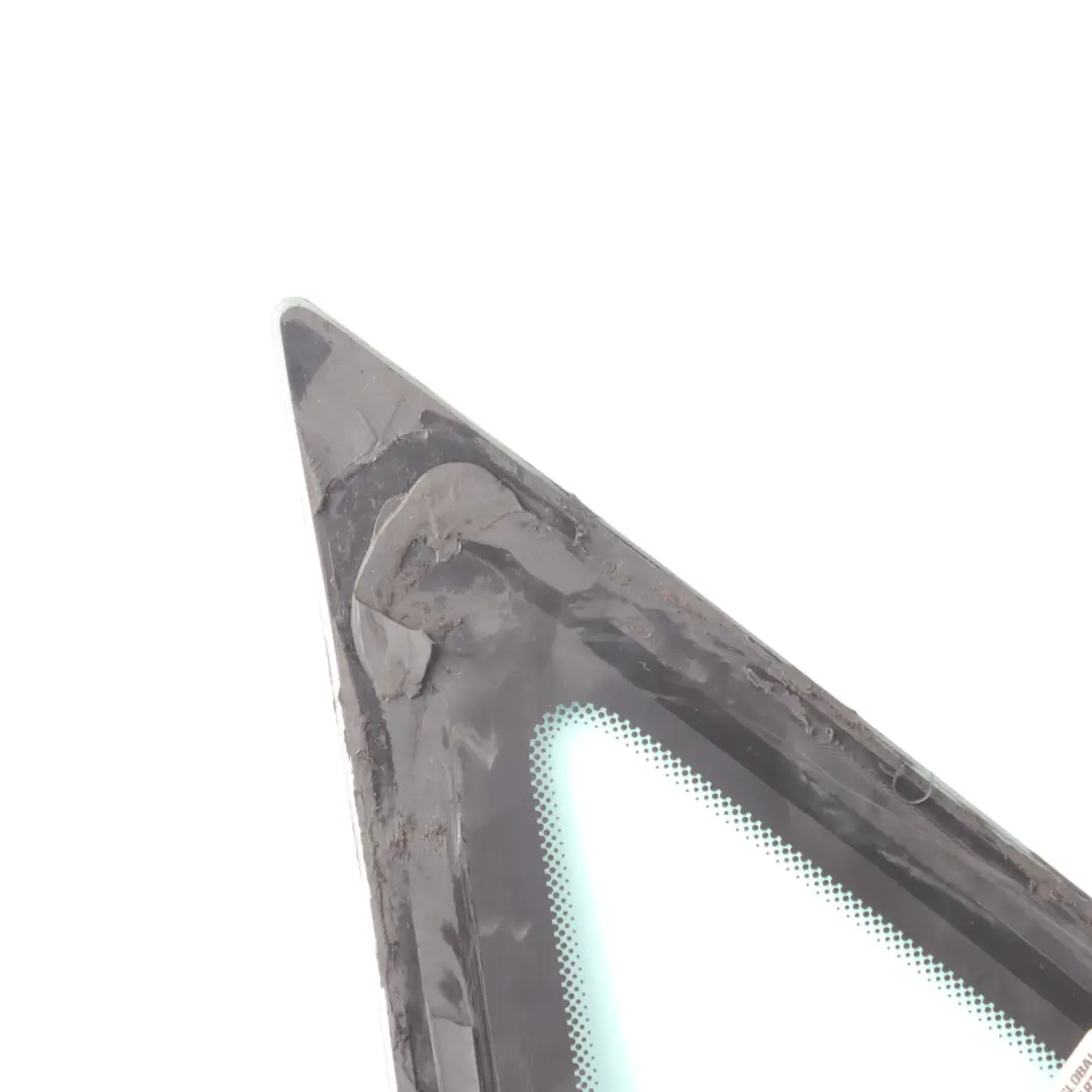 Ventana Lateral Delantera Izquierda Acristalamiento Triangular AS2 para Mercedes W639 con número de pieza A6396736505 Mercedes W639 Ventana Lateral Delantera Izquierda Acristalamiento Triangular AS2 - SKU A6396736505 - Número de pieza A6396736505