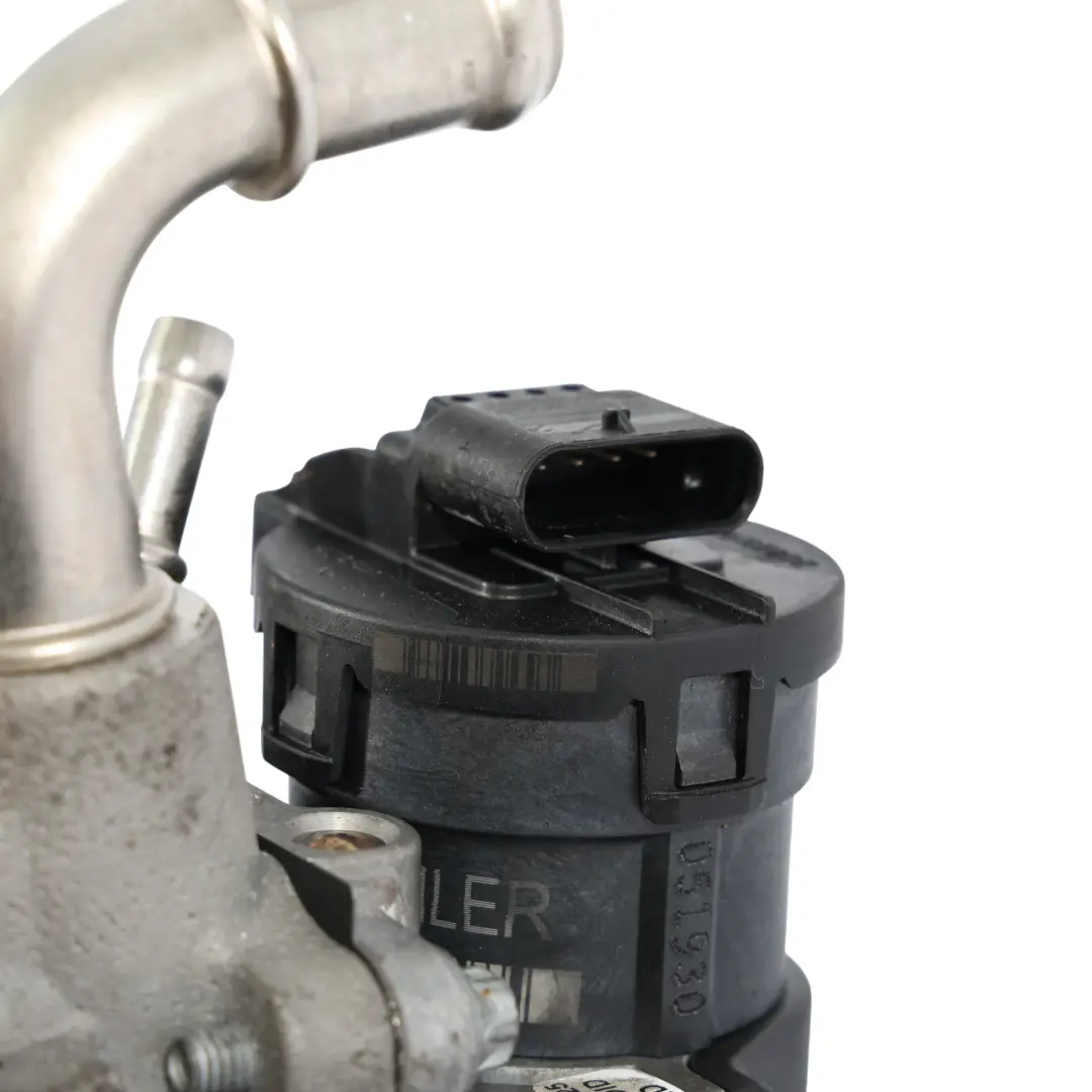 Mercedes W204 Colector De Admisión Izquierdo OM642 Diesel V6 Motor - SKU A6420907037-2 - Número de pieza A6420907037