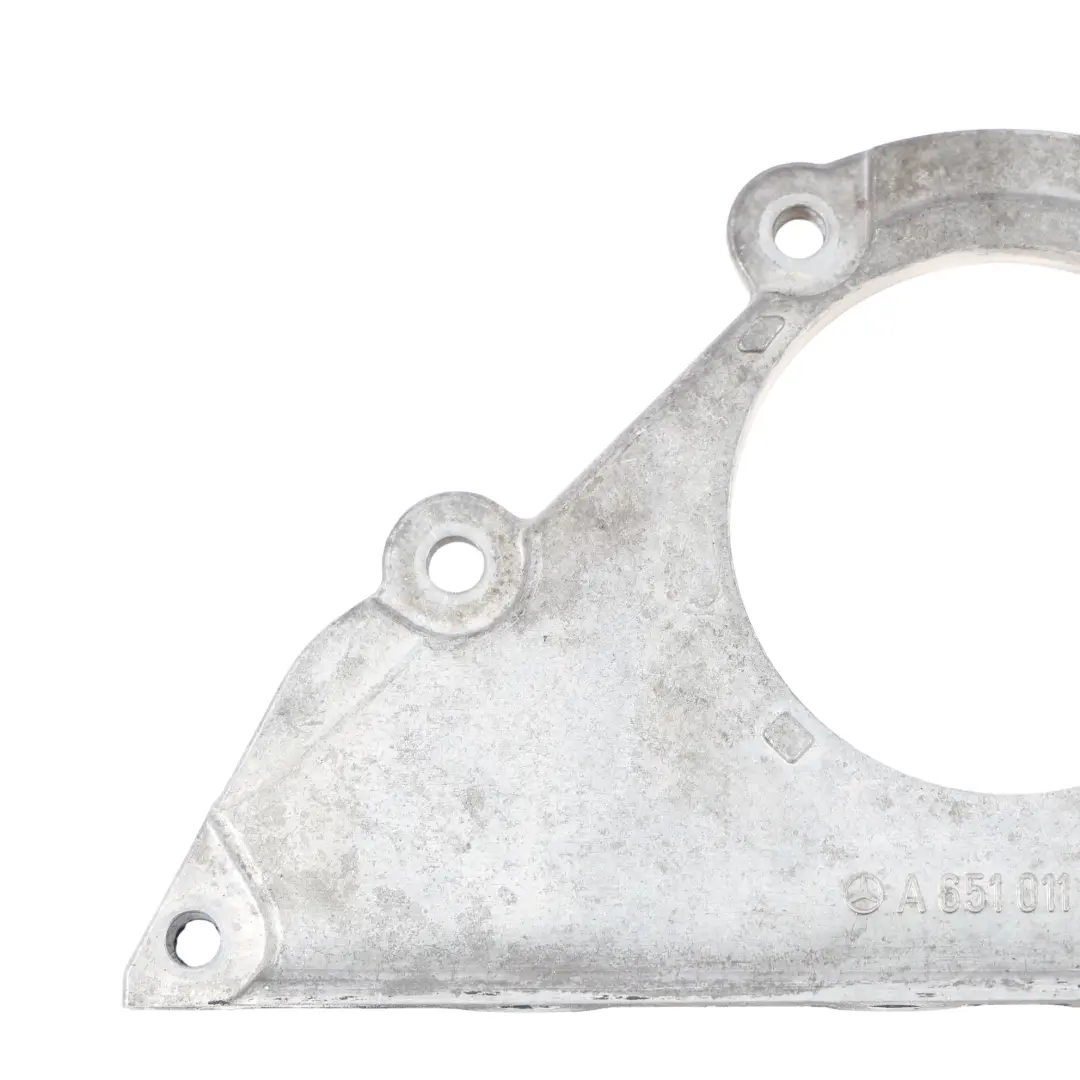  Tapa Cigüeñal Mercedes W204 W639 W906 OM651 Caja Distribución Motor - SKU A6510110008 - Número de pieza A6510110008
