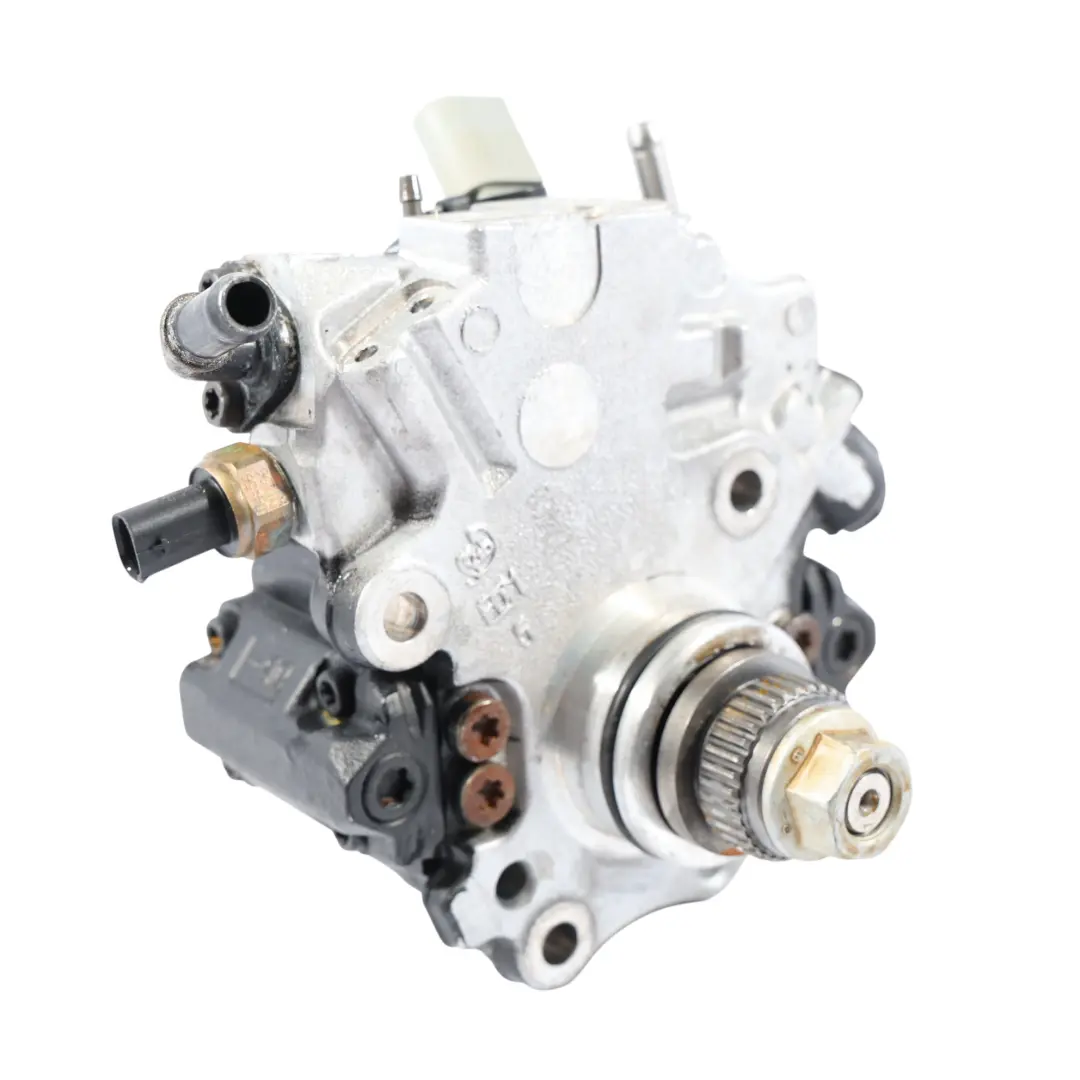 Pompa Wtryskowa Paliwa Diesel do Mercedes W204 W212 W906 o numerze A6510700701 Mercedes W204 W212 W906 Pompa Wtryskowa Paliwa Diesel - SKU A6510700701 - Numer Części A6510700701