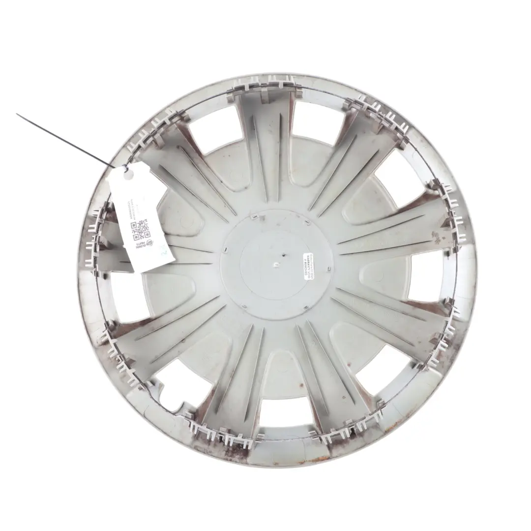 Radkape Mittel Verkleidung Naben Abdeckung Silber 16'' für Mercedes W906 mit Teilenummer A9064000525 Mercedes W906 Radkape Mittel Verkleidung Naben Abdeckung Silber 16'' - SKU A9064000525 - Teilenummer A9064000525