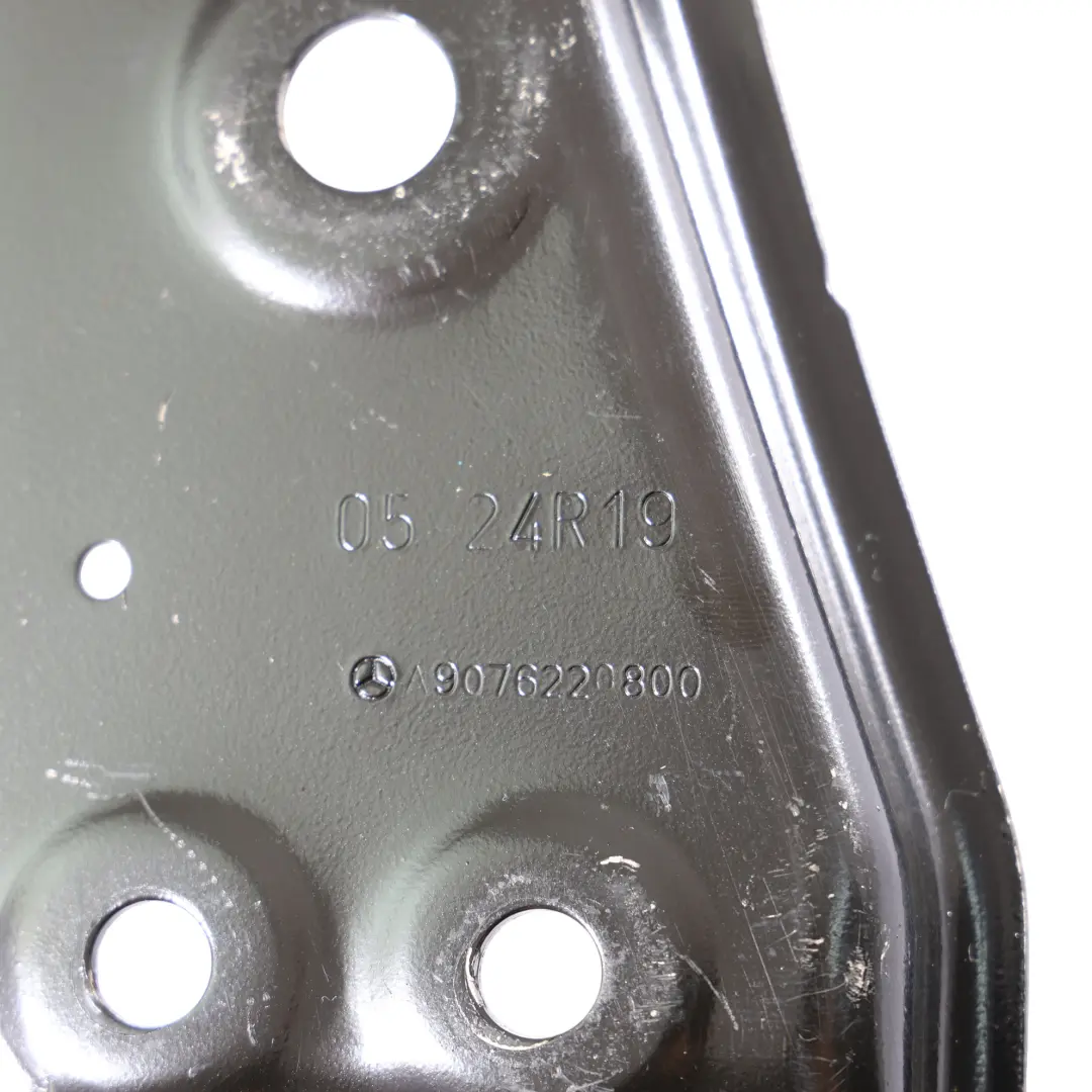 W907 Soporte Subchasis Delantero Inferior Derecho para Mercedes Sprinter con número de pieza A9076220800 Mercedes Sprinter W907 Soporte Subchasis Delantero Inferior Derecho - SKU A9076220800 - Número de pieza A9076220800