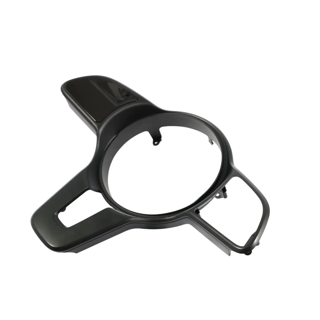W907 Lenkrad Abdeckung Trim für Mercedes Sprinter mit Teilenummer A9079057804 Mercedes Sprinter W907 Lenkrad Abdeckung Trim - SKU A9079057804-2 - Teilenummer A9079057804