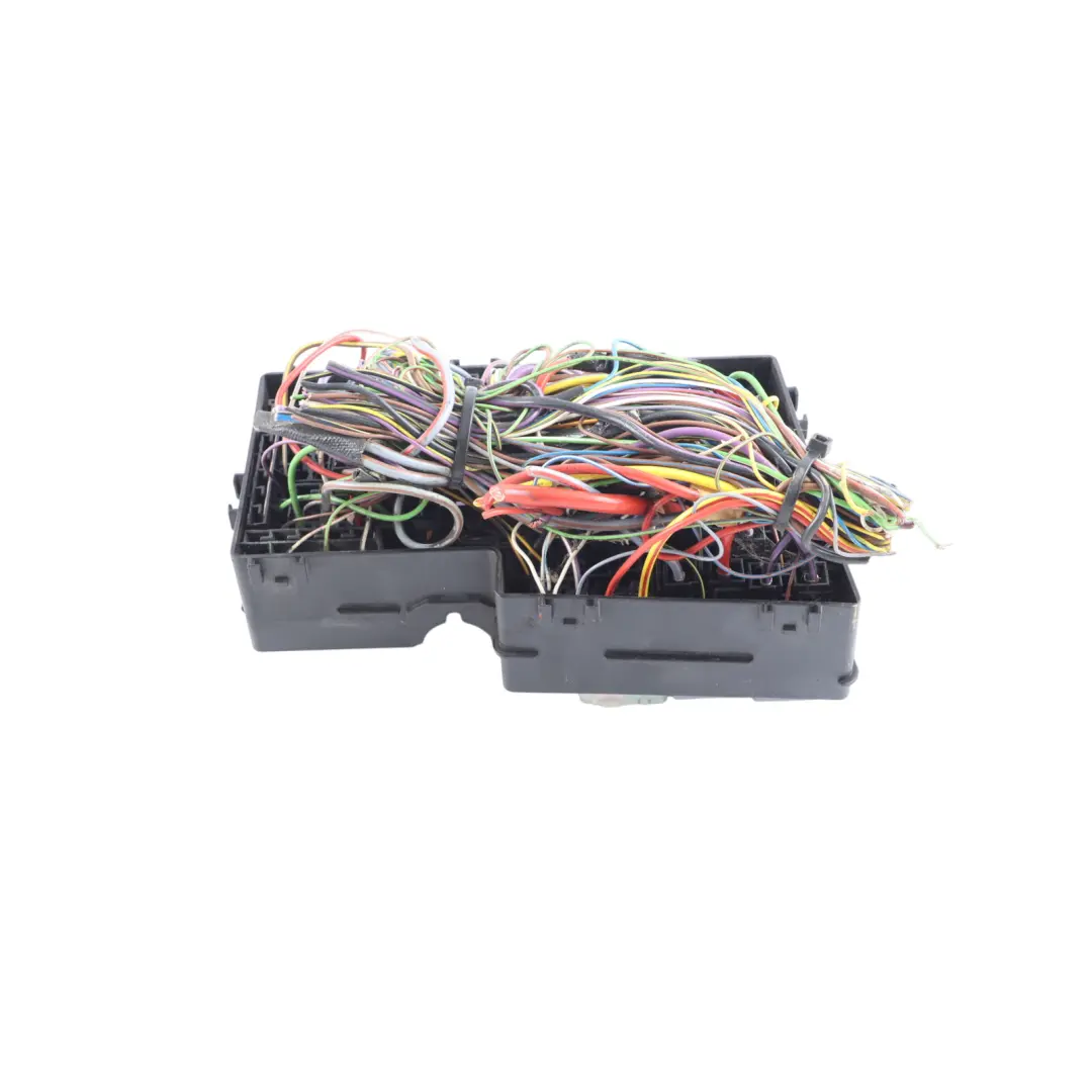 Mk2 Fuse Box Relay Unit Module to Ford Transit Connect with Part number AV6T14A067AD Ford Transit Connect Mk2 Fuse Box Relay Unit Module - SKU AV6T14A067AD - Part number AV6T14A067AD