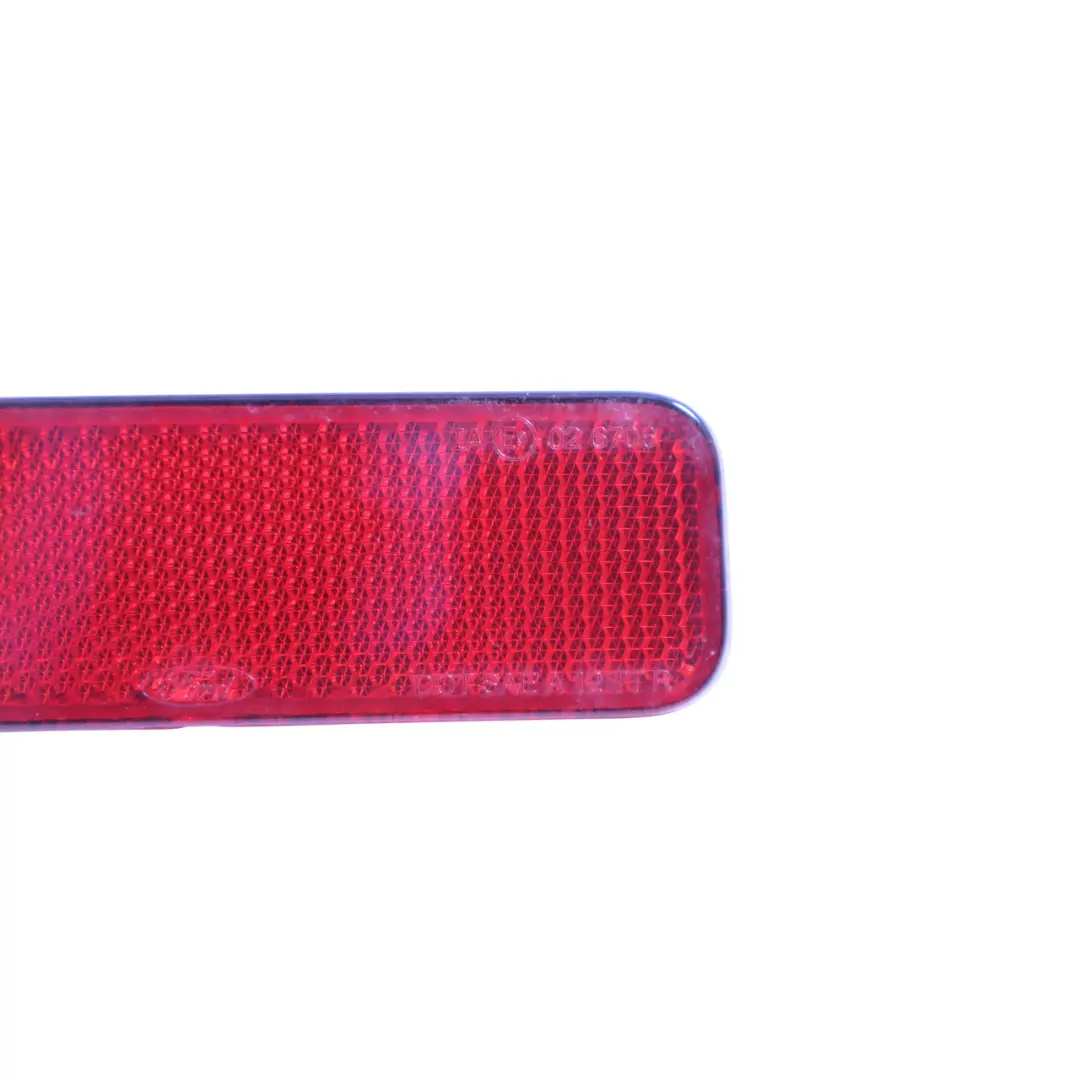 Odblask Zderzaka Prawy Tył BK21-515B0-AA do Ford Transit Custom o numerze BK21515B0AA Ford Transit Custom Odblask Zderzaka Prawy Tył BK21-515B0-AA - SKU BK21515B0AA - Numer Części BK21515B0AA