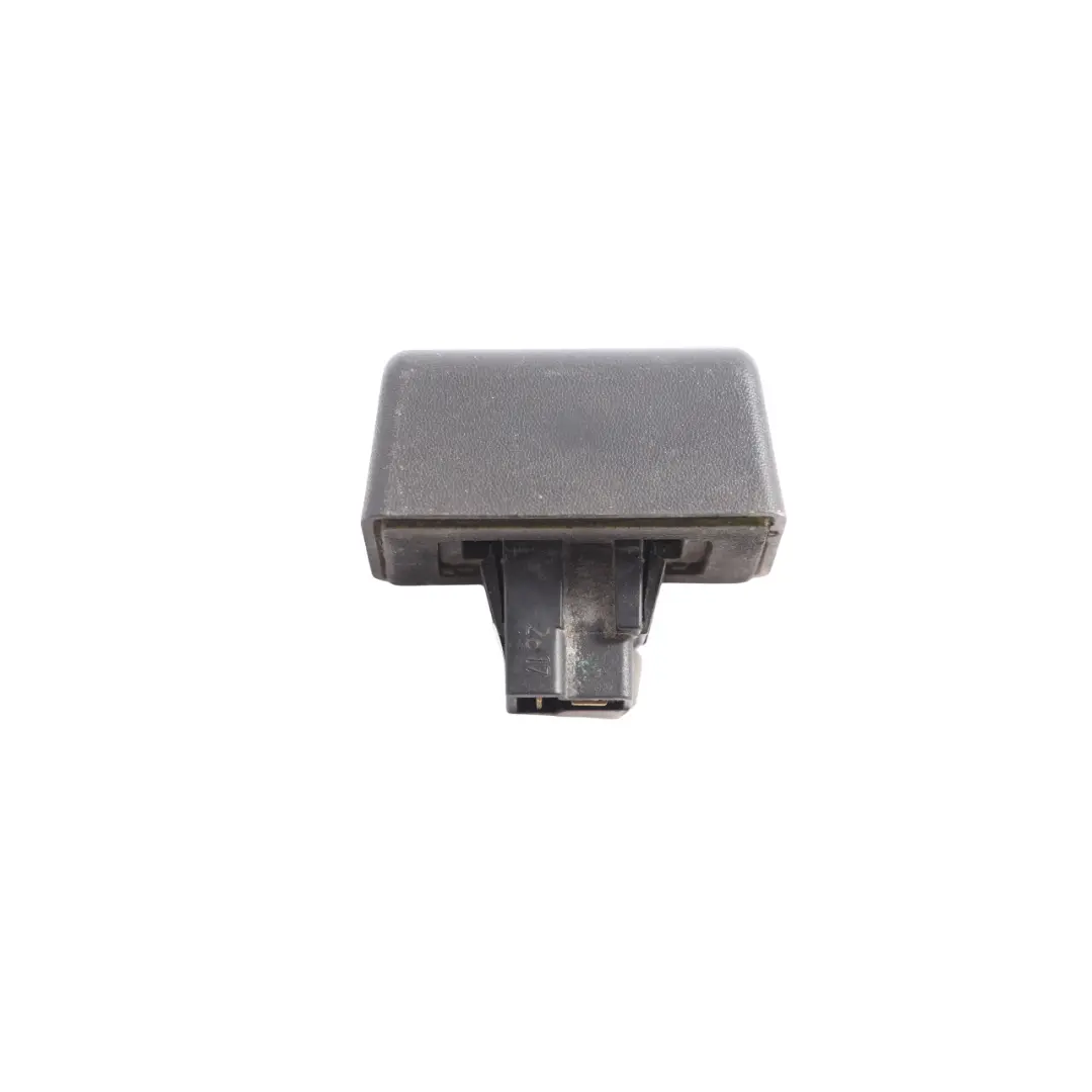 Ford Transit Connect Mk2 II Feu De Plaque D'Immatriculation Arrière - SKU DT1113550AA - Numéro de pièce DT1113550AA