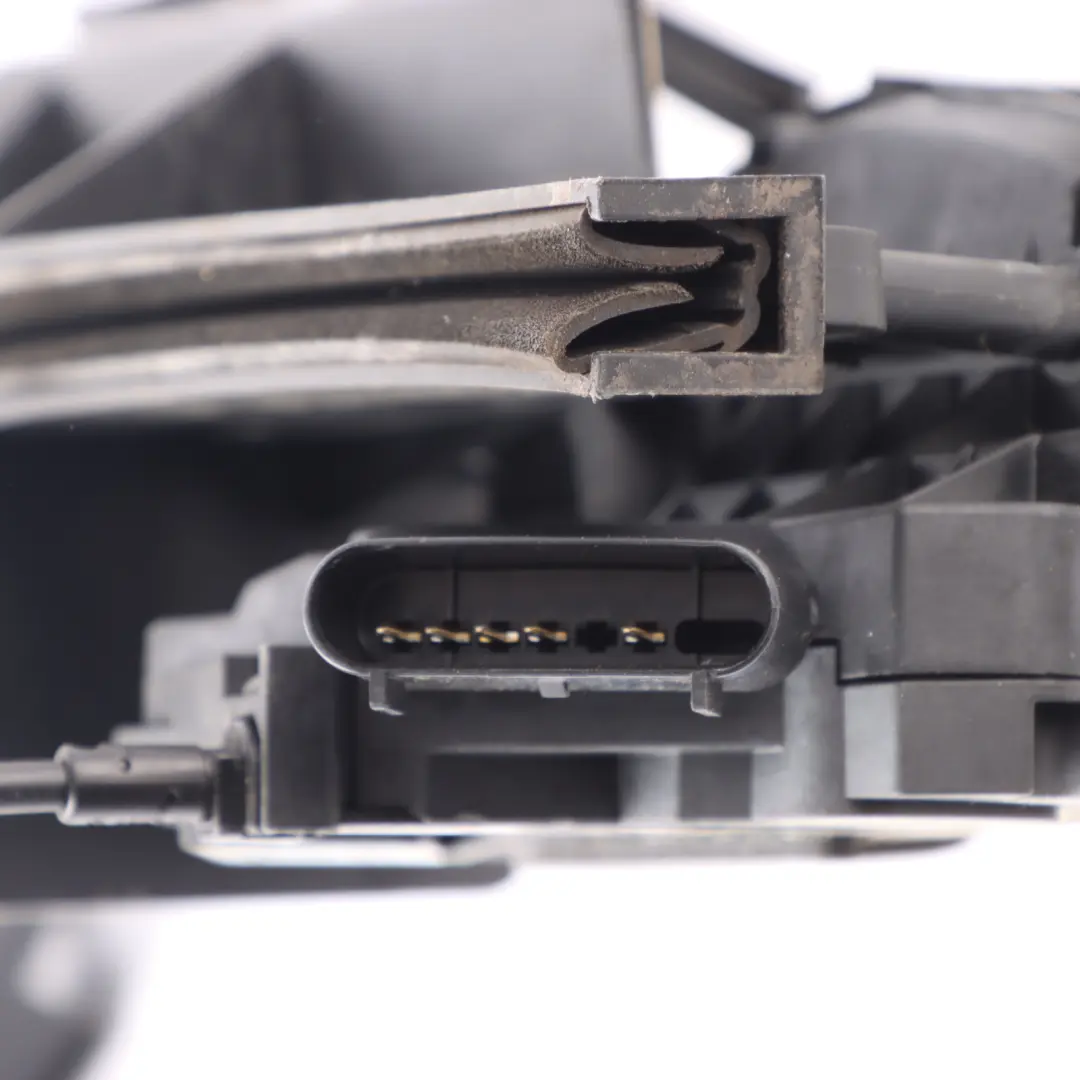 MK2 Door Catch Lock Mechanism BM5A-A21813-DF to Ford Transit Connect with Part number ET76A219A65CG Ford Transit Connect MK2 Door Catch Lock Mechanism BM5A-A21813-DF - SKU ET76A219A65CG - Part number ET76A219A65CG