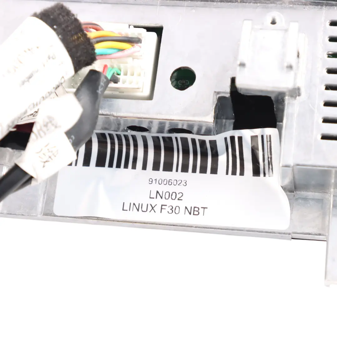 On-Board Display Screen 10.25" Android Infotainment System LINUX F30 NBT to BMW F30 with Part number LN002 BMW F30 On-Board Display Screen 10.25" Android Infotainment System LINUX F30 NBT - SKU LN002 - Part number LN002