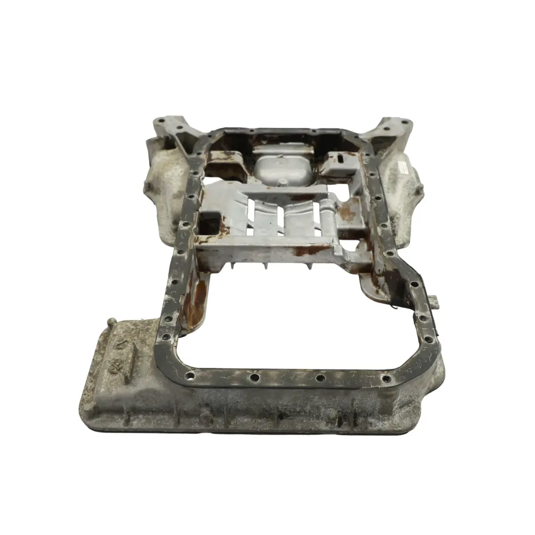 Carter D'Huile Moteur Essence Mercedes Partie Supérieure pour CL203 S203 W203 à propos du numéro de pièce A1120141402 CL203 S203 W203 Carter D'Huile Moteur Essence Mercedes Partie Supérieure - SKU A1120141402 - Numéro de pièce A1120141402