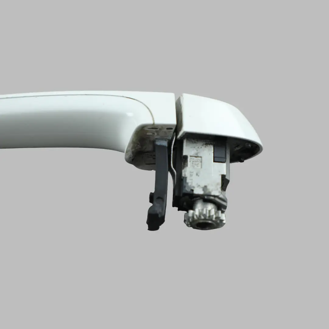 Front Door Handle Grab Outside Right O/S Alpinweiss 3 - 300 to BMW F20 F30 with Part number 0445184 BMW F20 F30 Front Door Handle Grab Outside Right O/S Alpinweiss 3 - 300 - SKU RHD-0445184-AW2 - Part number 0445184