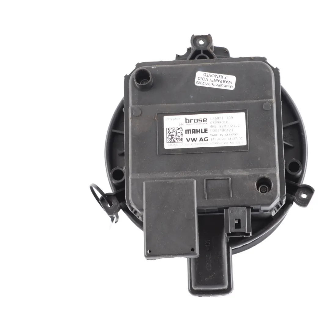 Heater Blower Fan Motor to Audi A4 S4 B9 with Part number 4M2820021C Audi A4 S4 B9 Heater Blower Fan Motor - SKU RHD-4M2820021C - Part number 4M2820021C