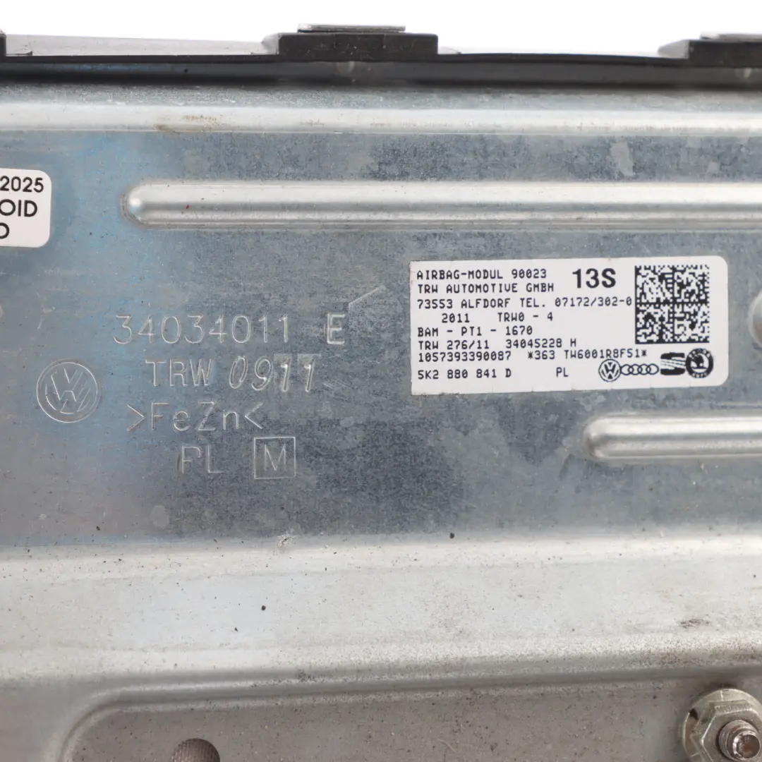 Mk6 VI Front Right Driver's Side Knee Air Module to Volkswagen Golf with Part number 5K2880841D Volkswagen Golf Mk6 VI Front Right Driver's Side Knee Air Module - SKU RHD-5K2880841D - Part number 5K2880841D