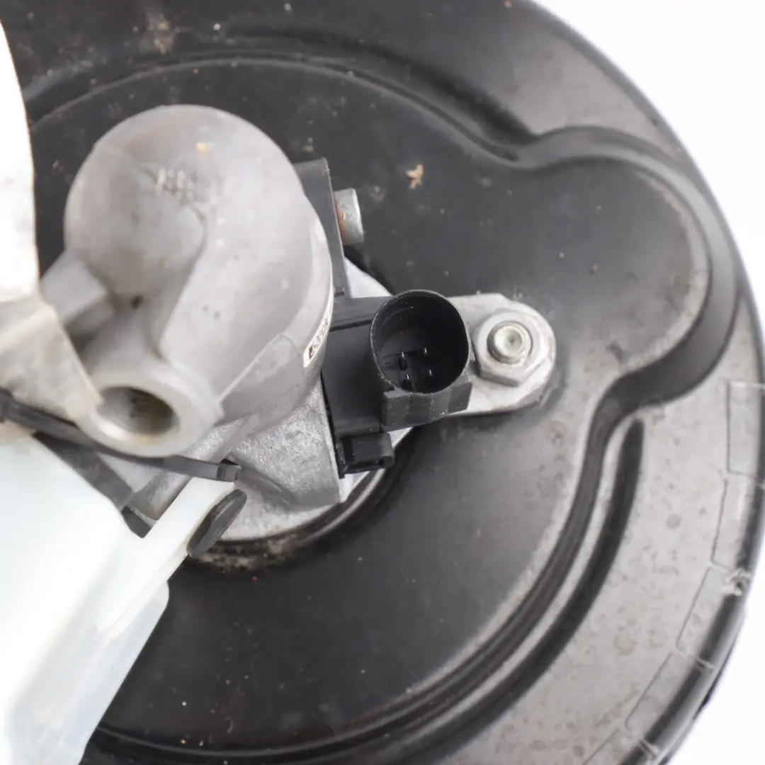 MK3 5F Brake Master Cylinder Unit to Volkswagen Golf Mk7 Seat Leon with Part number 5Q2614019M Volkswagen Golf Mk7 Seat Leon MK3 5F Brake Master Cylinder Unit - SKU RHD-5Q2614019M-2 - Part number 5Q2614019M