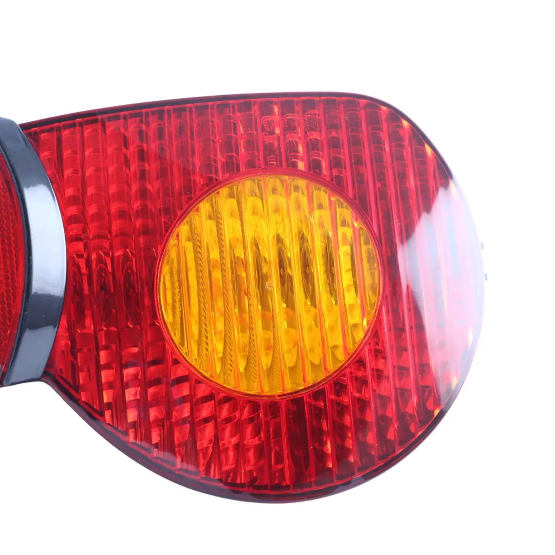 Lamp Tail Light Right O/S Taillight Black Sapphire - 475 to BMW Z4 E85 Rear with Part number 7165724 BMW Z4 E85 Rear Lamp Tail Light Right O/S Taillight Black Sapphire - 475 - SKU RHD-7165724-BS - Part number 7165724