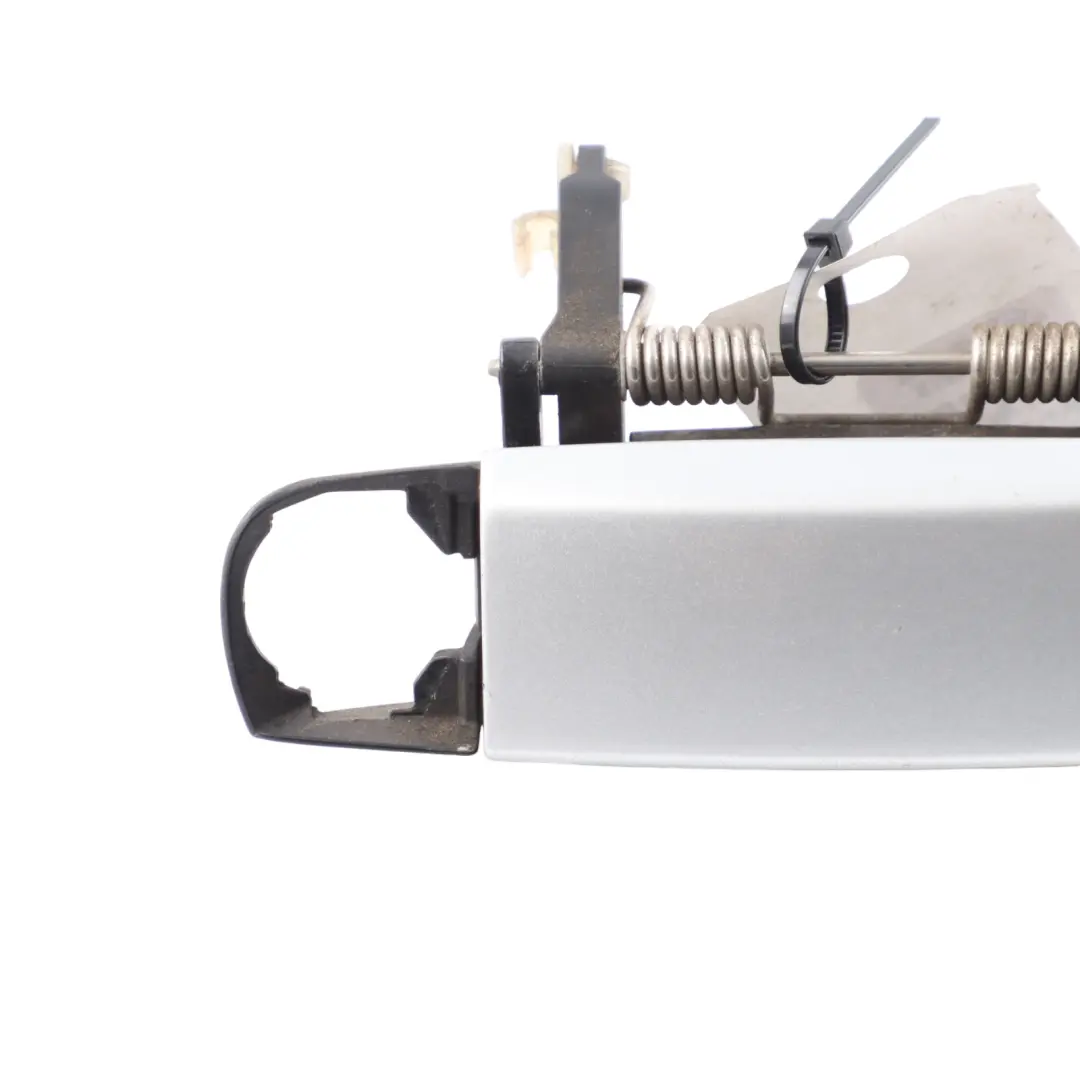 Door Handle Front Right O/S Outside Grab Light Silver Metallic - Y7W to Audi A4 B7 with Part number 8E2837208 Audi A4 B7 Door Handle Front Right O/S Outside Grab Light Silver Metallic - Y7W - SKU RHD-8E2837208-LS - Part number 8E2837208