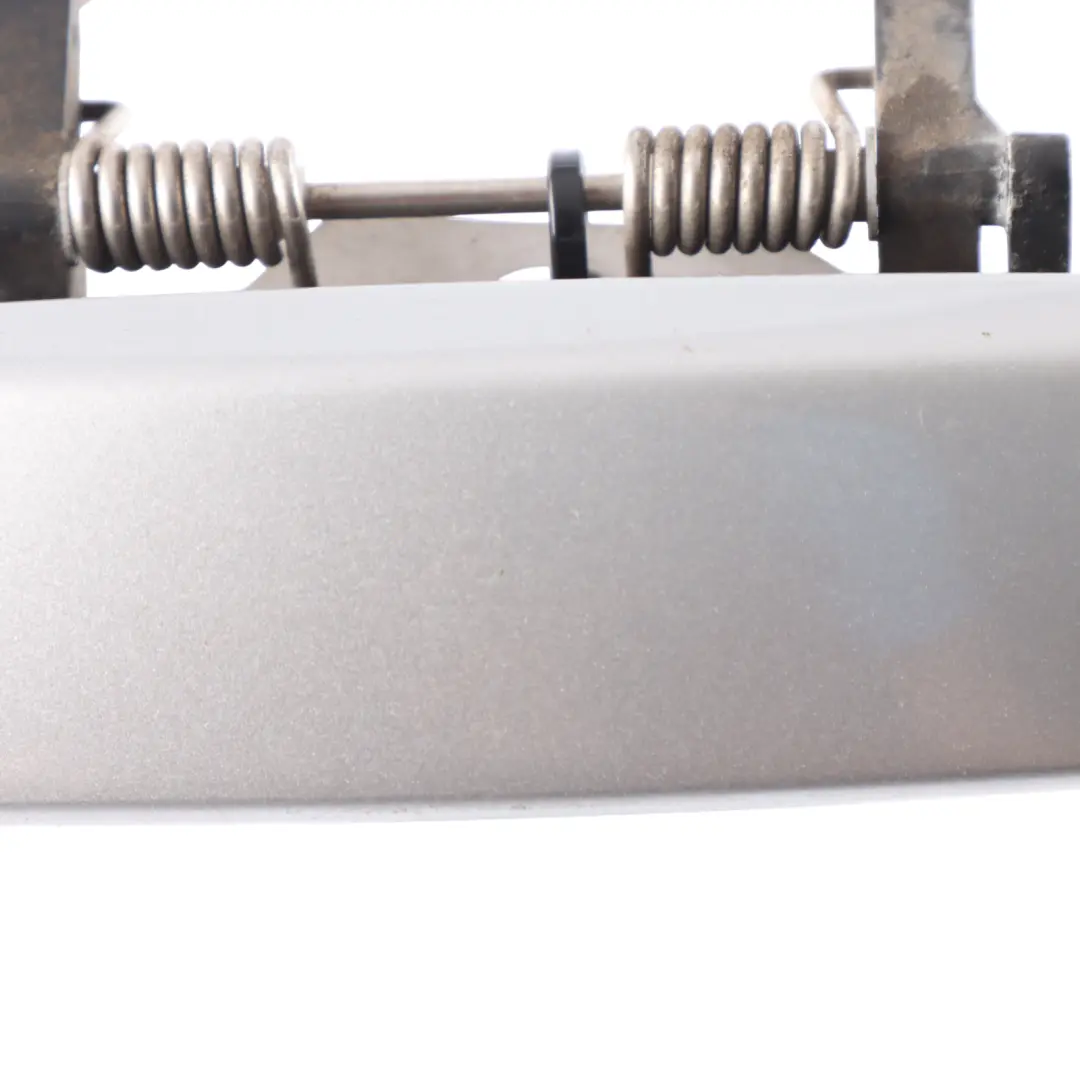 Door Handle Front Right O/S Outside Grab Light Silver Metallic - Y7W to Audi A4 B7 with Part number 8E2837208 Audi A4 B7 Door Handle Front Right O/S Outside Grab Light Silver Metallic - Y7W - SKU RHD-8E2837208-LS - Part number 8E2837208