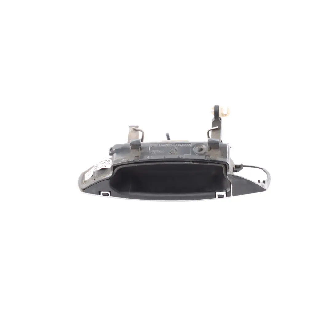 Door Handle Front Right O/S Outside Grab Light Silver Metallic - Y7W to Audi A4 B7 with Part number 8E2837208 Audi A4 B7 Door Handle Front Right O/S Outside Grab Light Silver Metallic - Y7W - SKU RHD-8E2837208-LS - Part number 8E2837208