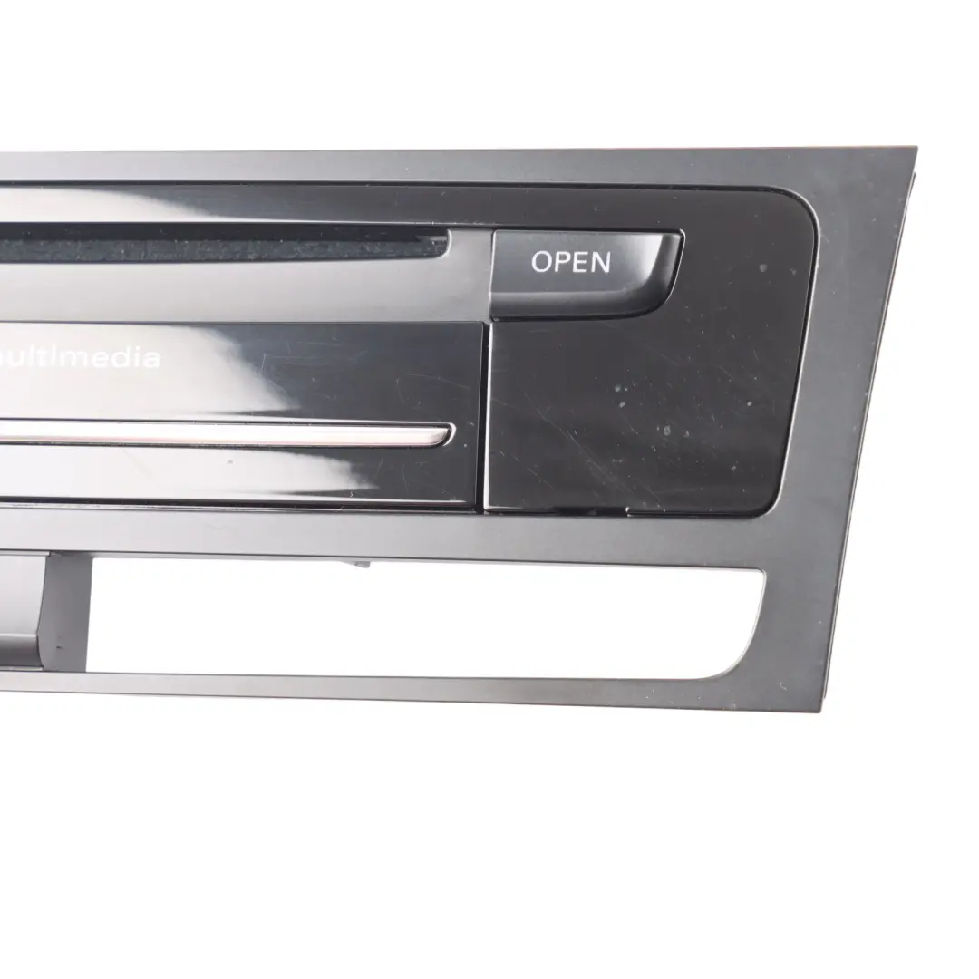 Multimedia Stereo Sat Nav SD CD Player Radio Head Unit to Audi A4 B8 with Part number 8R2035666F Audi A4 B8 Multimedia Stereo Sat Nav SD CD Player Radio Head Unit - SKU RHD-8R2035666F - Part number 8R2035666F