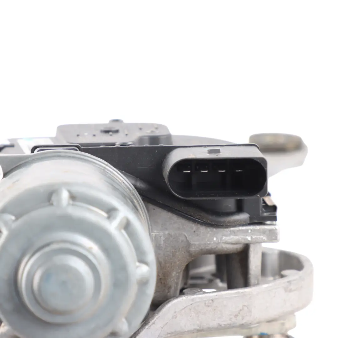 Mercdes W206 Front Windshield Glass Wiper Motor Linkage to with Part number A2068202901 Mercdes W206 Front Windshield Glass Wiper Motor Linkage - SKU RHD-A2068202901 - Part number A2068202901