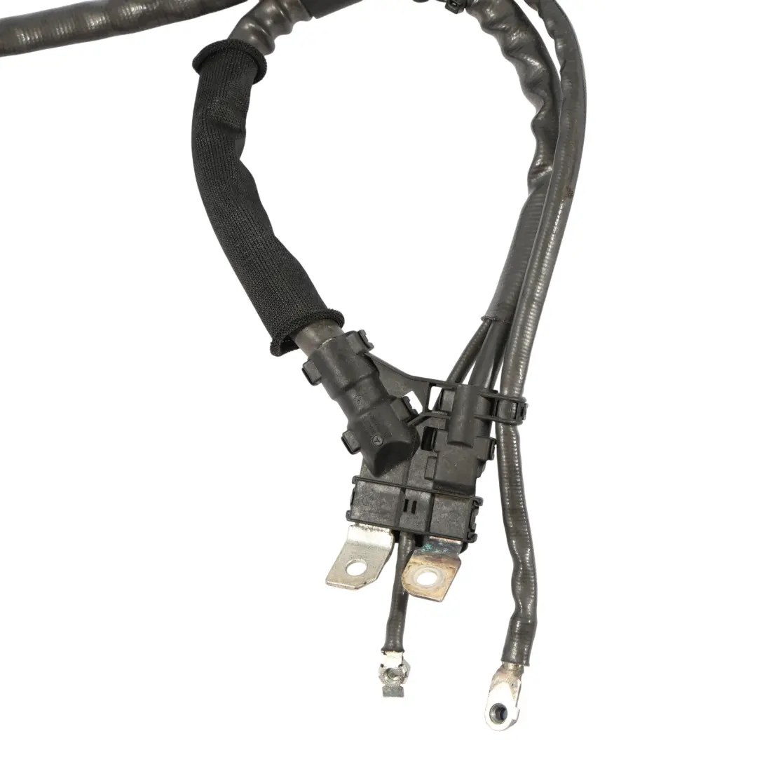 Terminal Positive Cable Wiring OM656 to Mercedes W213 C238 Battery with Part number A2135407173 Mercedes W213 C238 Battery Terminal Positive Cable Wiring OM656 - SKU RHD-A2135407173 - Part number A2135407173