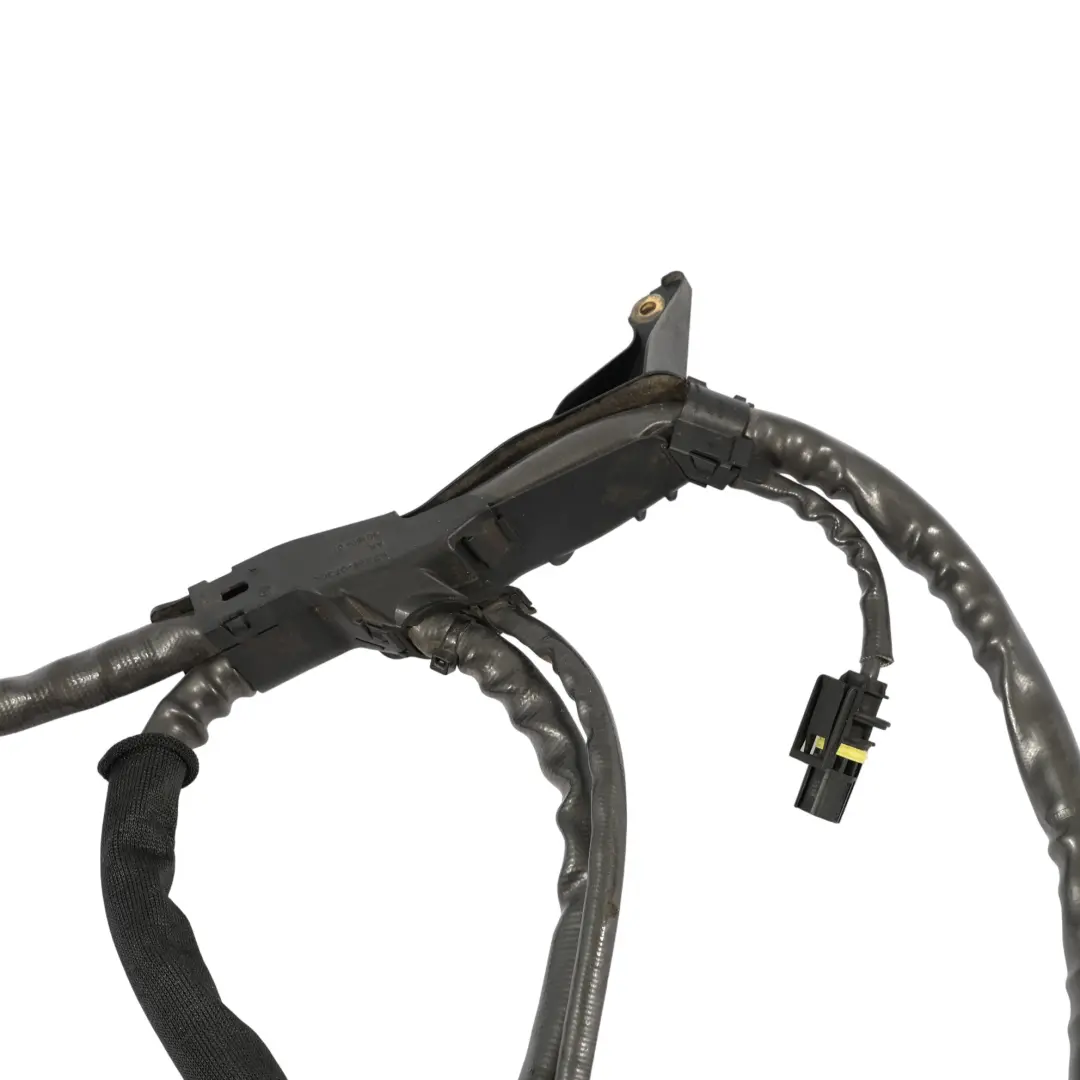 Mercedes W213 C238 Battery Terminal Positive Cable Wiring OM656 - SKU RHD-A2135407173 - Part number A2135407173