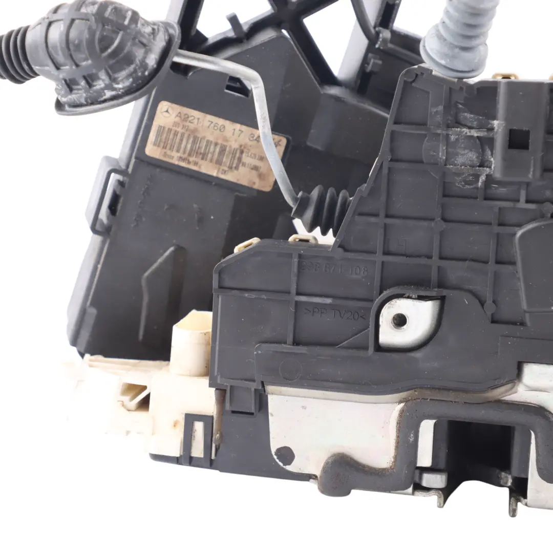 Door Lock Latch Mechanism Actuator Front Left N/S to Mercedes W221 with Part number A2217208135 Mercedes W221 Door Lock Latch Mechanism Actuator Front Left N/S - SKU RHD-A2217208135 - Part number A2217208135
