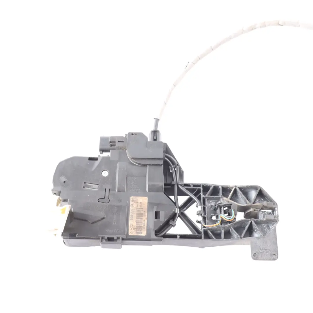 Door Lock Latch Mechanism Actuator Front Right O/S to Mercedes W221 with Part number A2217208235 Mercedes W221 Door Lock Latch Mechanism Actuator Front Right O/S - SKU RHD-A2217208235 - Part number A2217208235