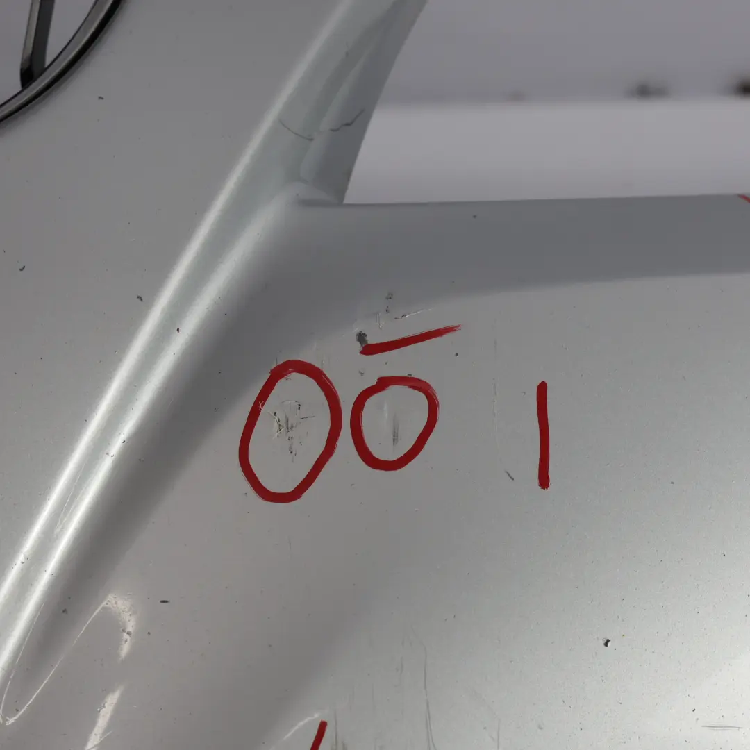 Zderzak Przedni Titansilber Srebrny Metalik - 354 do BMW E90 LCI o numerze 0036839 BMW E90 LCI Zderzak Przedni Titansilber Srebrny Metalik - 354 - SKU 0036839-TS - Numer Części 0036839