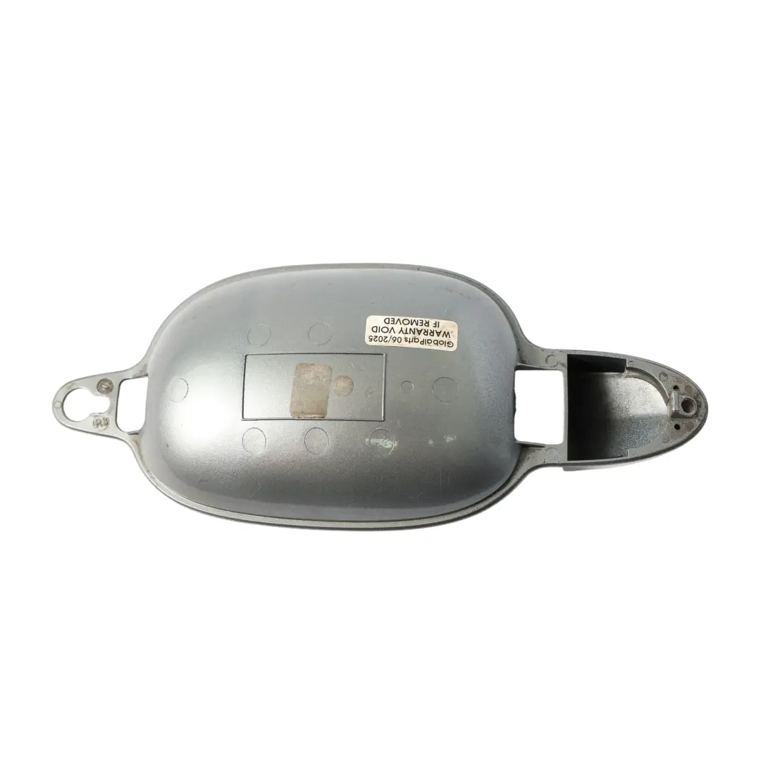 Piastra Presa Maniglia Basso Posteriore Destra Spacegrau - A52 per BMW E60 E61 con numero di parte 0154343 BMW E60 E61 Piastra Presa Maniglia Basso Posteriore Destra Spacegrau - A52 - SKU 0154343-SCG - Numero di parte 0154343