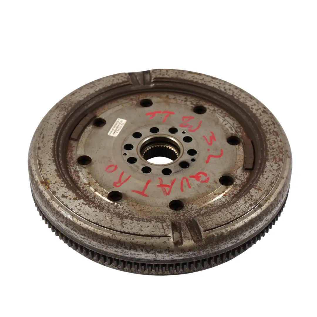 Dwumasowe Koło Zamachowe Skrzynia Automat 3.2 V6 BUB do Audi TT 8J o numerze 022105266AK Audi TT 8J Dwumasowe Koło Zamachowe Skrzynia Automat 3.2 V6 BUB - SKU 022105266AK - Numer Części 022105266AK