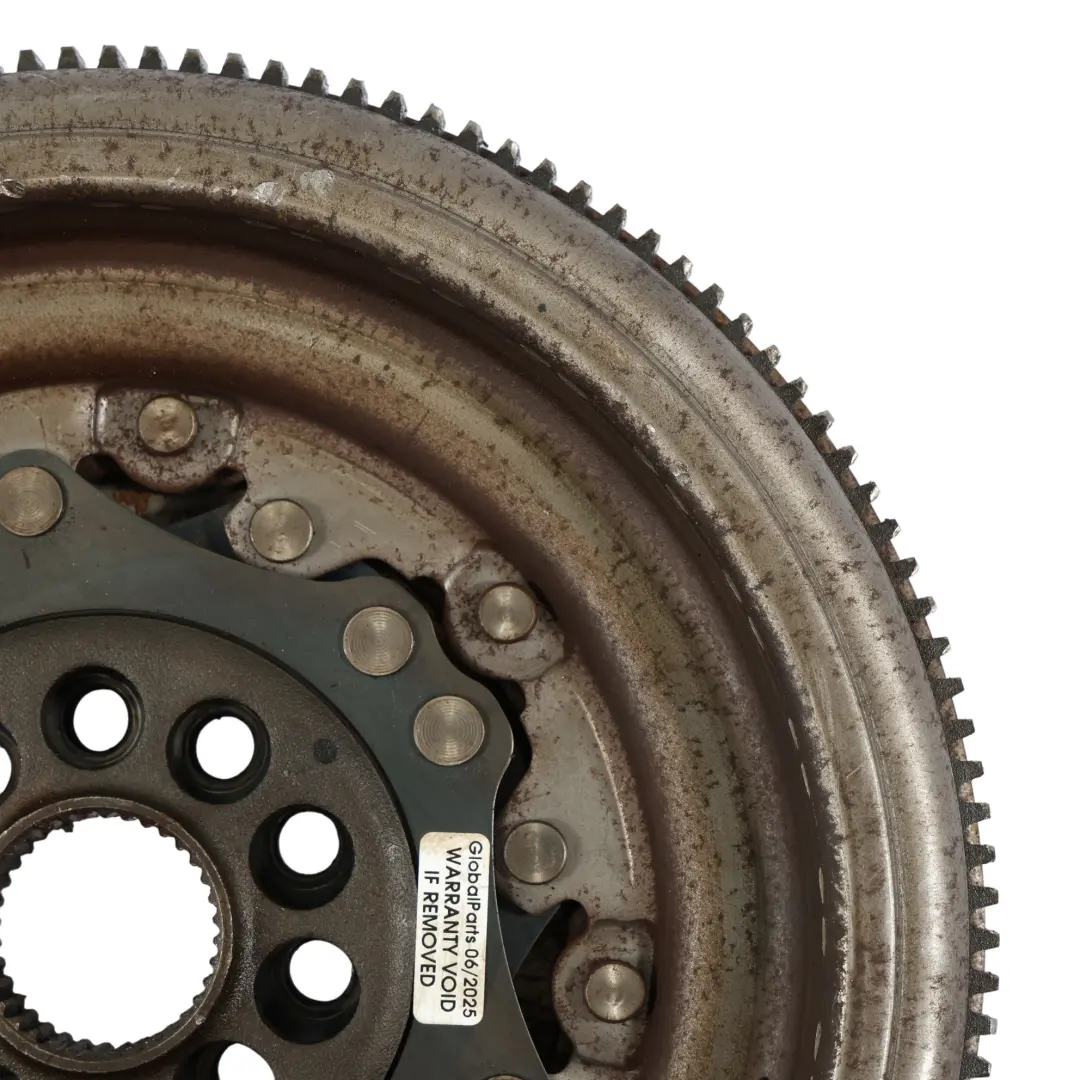 Audi TT 8J Dual Mass Flywheel Automatic Gearbox 3.2 V6 BUB - SKU 022105266AK - Part number 022105266AK