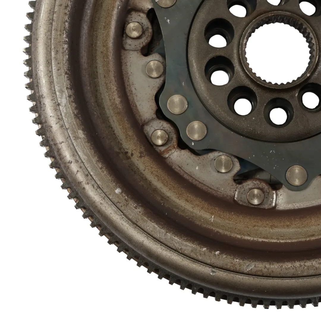 Audi TT 8J Dual Mass Flywheel Automatic Gearbox 3.2 V6 BUB - SKU 022105266AK - Part number 022105266AK