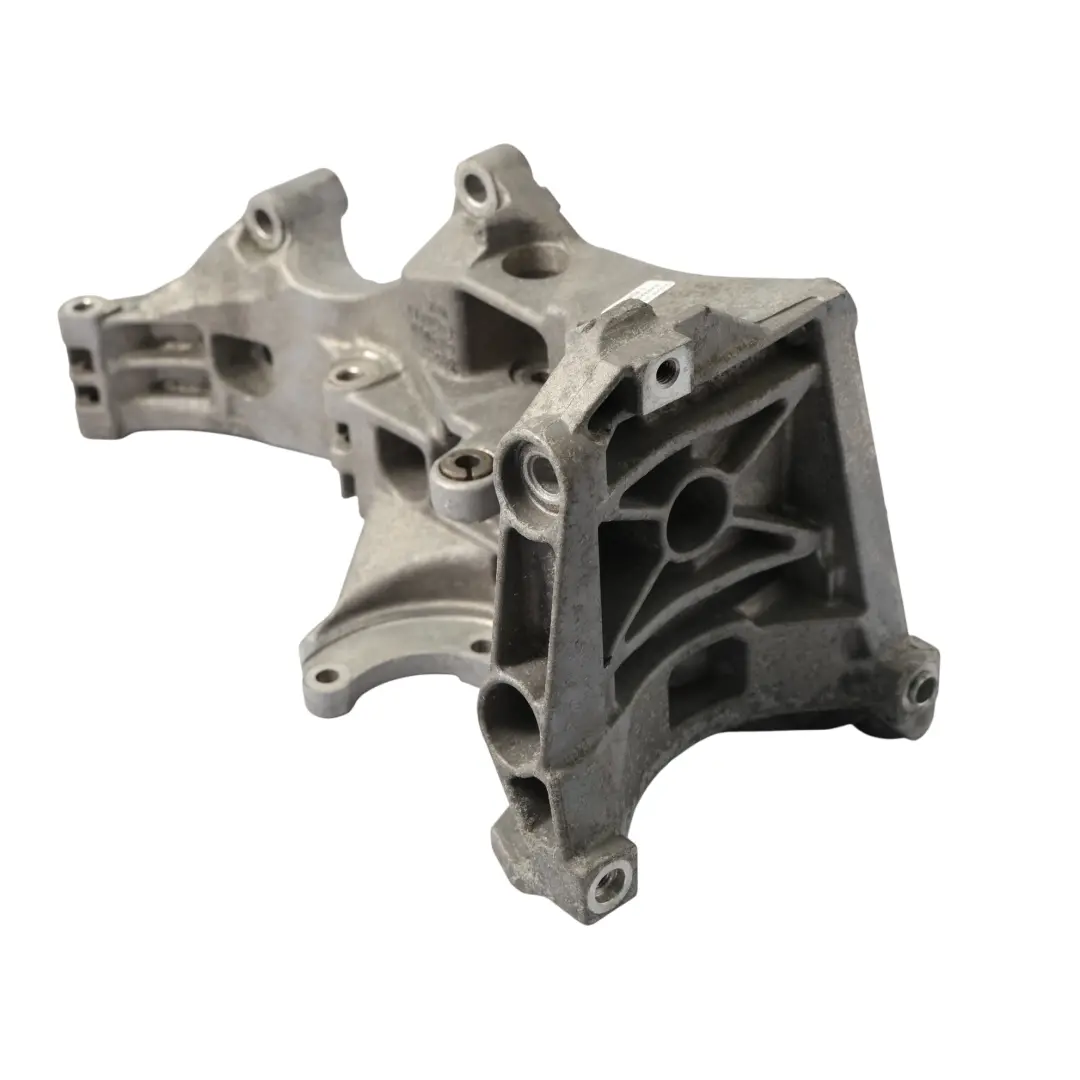 Audi A4 B7 Support Alternateur Moteur 1.9 2.0 TDI 03G903143D - SKU 03G903139D - Numéro de pièce 03G903139D