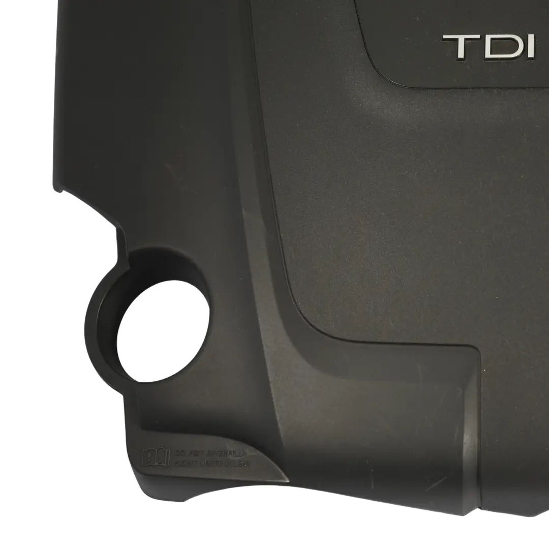 Motor Abdeckung Deckel Verkleidung für Audi A4 B8 2.0 TDI Diesel mit Teilenummer 03L103925F Audi A4 B8 2.0 TDI Diesel Motor Abdeckung Deckel Verkleidung - SKU 03L103925F - Teilenummer 03L103925F