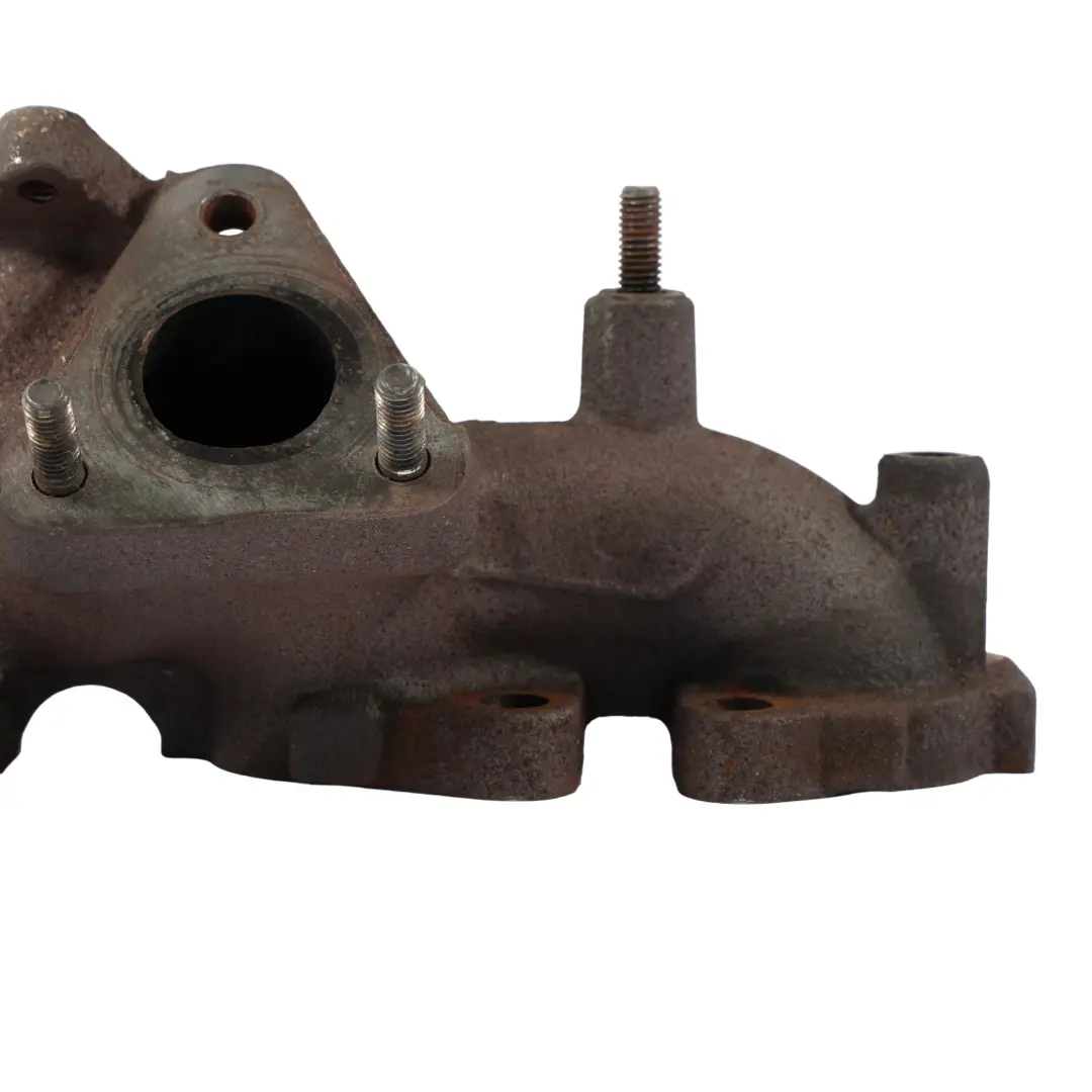 Exhaust Manifold B to Audi A4 B8 A5 8T Q5 8R 2.0 TDI Diesel with Part number 03L253033B Audi A4 B8 A5 8T Q5 8R 2.0 TDI Diesel Exhaust Manifold B - SKU 03L253033 - Part number 03L253033B