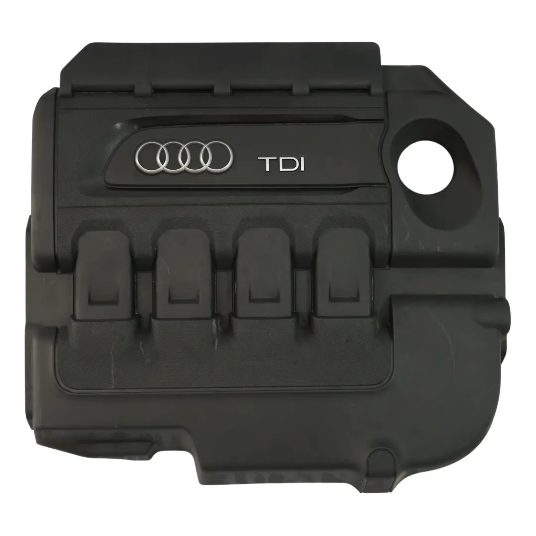 Garniture Supérieure Capot Moteur 2.0 TDI Diesel pour Audi A3 8V à propos du numéro de pièce 04L103925R Audi A3 8V Garniture Supérieure Capot Moteur 2.0 TDI Diesel - SKU 04L103925R - Numéro de pièce 04L103925R