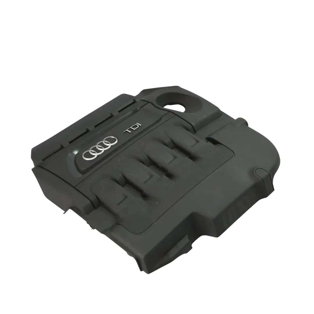 Audi A3 8V Osłona Górna Silnika 2.0 TDI Diesel - SKU 04L103925R - Numer Części 04L103925R