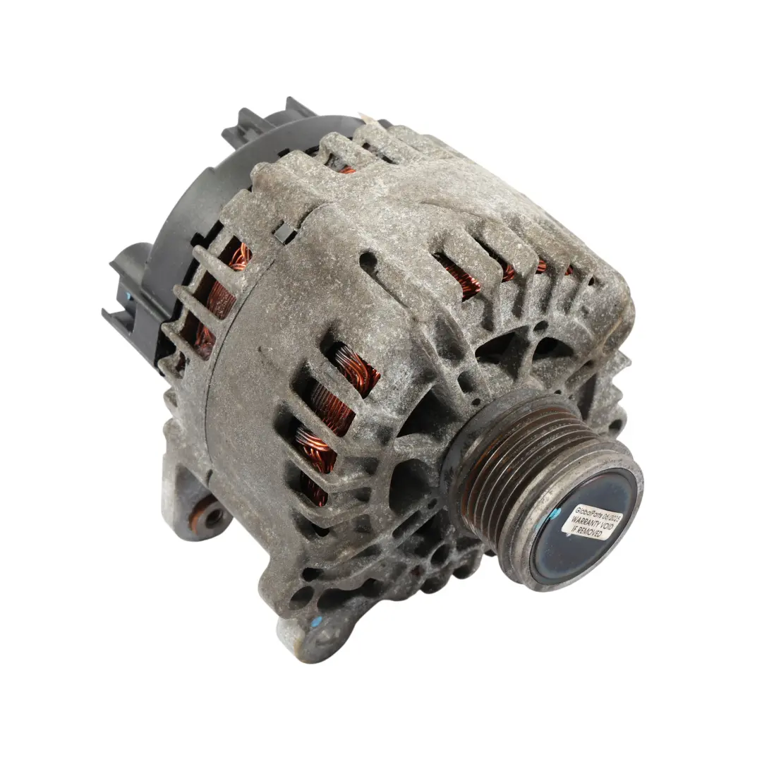 Alternator 2.0 TDI DFTA Diesel do Audi Q3 8U A3 8V o numerze 04L903023L Audi Q3 8U A3 8V Alternator 2.0 TDI DFTA Diesel - SKU 04L903023L - Numer Części 04L903023L