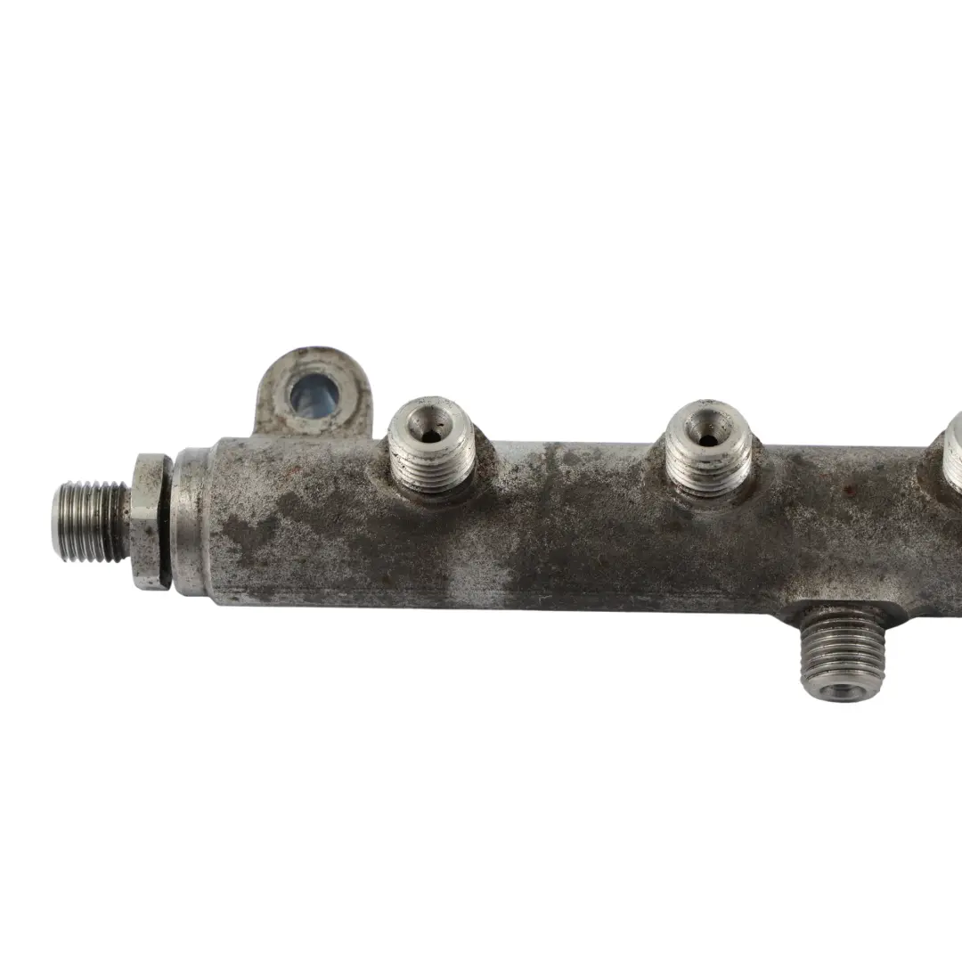 Audi A8 D4 Fuel Injector Rail Left N/S Injection Unit 4.2 TDI Diesel - SKU 057130089Q - Part number 057130089Q