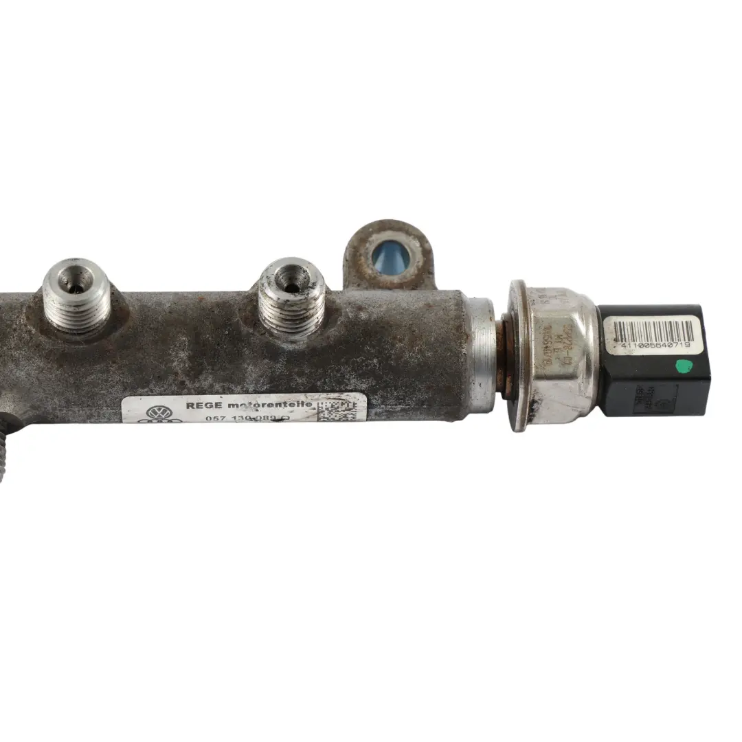 Audi A8 D4 Fuel Injector Rail Left N/S Injection Unit 4.2 TDI Diesel - SKU 057130089Q - Part number 057130089Q