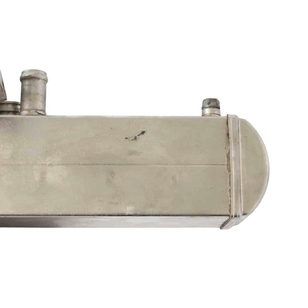 Chłodnica EGR Układu Recyrkulacji Spalin 057131515L do Audi A8 D4 4.2 TDI o numerze 057131515G Audi A8 D4 4.2 TDI Chłodnica EGR Układu Recyrkulacji Spalin 057131515L - SKU 057131515G - Numer Części 057131515G