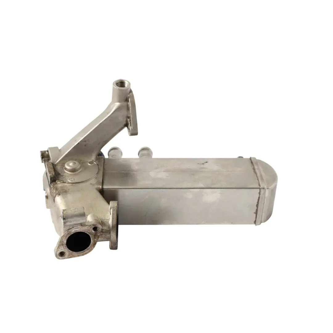 Refroidisseur EGR 057131515L pour Audi A8 D4 4.2 TDI à propos du numéro de pièce 057131515G Audi A8 D4 4.2 TDI Refroidisseur EGR 057131515L - SKU 057131515G - Numéro de pièce 057131515G