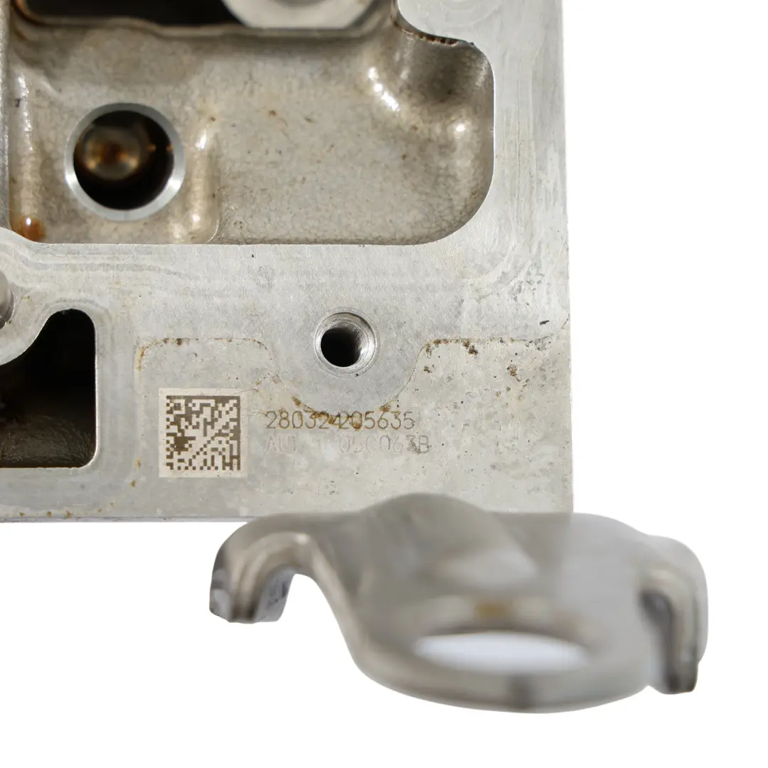 Tapa Válvulas Culata 1.0 TSI Gasolina 05C103404C para Audi A1 GB Seat Ibiza FR con número de pieza 05C103063B Audi A1 GB Seat Ibiza FR Tapa Válvulas Culata 1.0 TSI Gasolina 05C103404C - SKU 05C103063B - Número de pieza 05C103063B