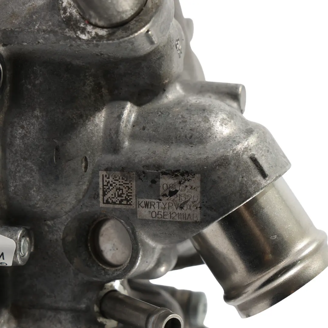 Actuador Bomba Agua Refrigerante Motor Gasolina 1.0 TSI 05E907593 para Seat Ibiza FR con número de pieza 05E121111AB Seat Ibiza FR Actuador Bomba Agua Refrigerante Motor Gasolina 1.0 TSI 05E907593 - SKU 05E121111AB - Número de pieza 05E121111AB